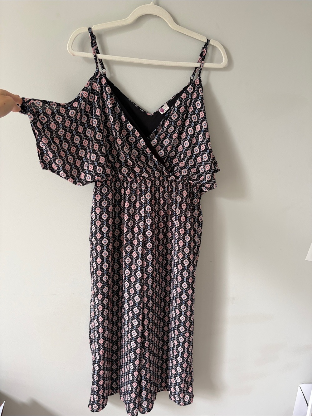 AUW Black and Pink Floral Cold-Shoulder Jumpsuit